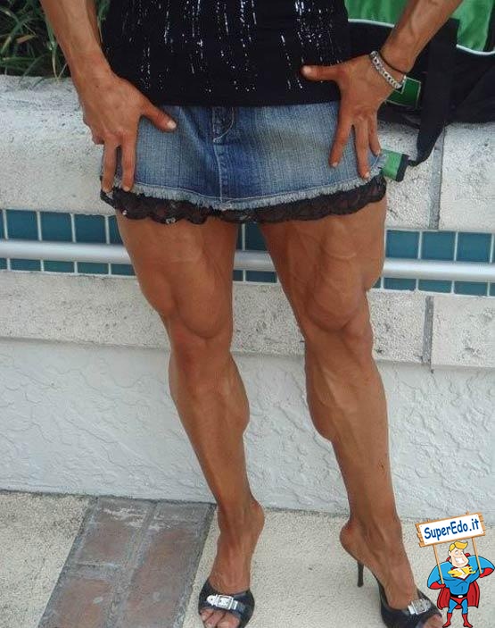 Ancora ignoto il nome della valletta che affiancherà i conduttori di Sanremo...ma noi abbiamo in esclusiva una foto delle sue gambe